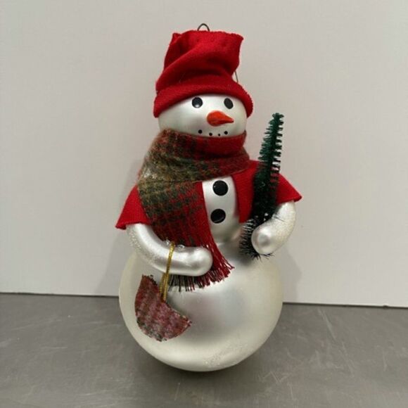 Mistletoe Magic Snowman Christmas Ornament Santa's Best Hand Blown Glass - Picture 1 of 8